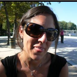 Femme entrepreneure et Maman, accro aux réseaux sociaux, au mojito, bon public et exigeante, j'asssume tout !