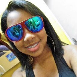 Pisciana, 16 anos Pagodeira e Mt feliz