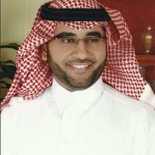 cosmetic dentist