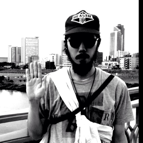 EwaxART's profile picture. painter.
grocery store shop manager. 
23 YEARS OLD .
name- E-WAX