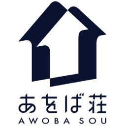 集合住宅の一部を改装し、二階を住居、一階を企画スペースとして運営しています。 複数の企画者が美術や演劇、農業などそれぞれの関心に基づき、気軽に企画・発表を行なっていきます。