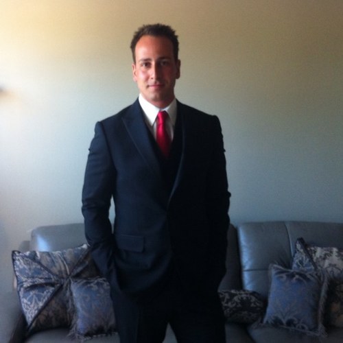 Love the restaurant industry, Regional Manager with JOEY Restaurant Group in Vancouver, traveled marathon runner, Tri Athlete, Top 30 under 30, Flames fan
