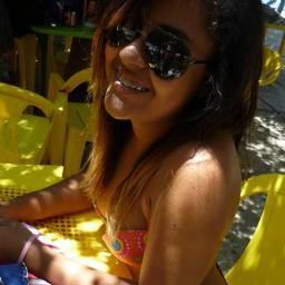 gosto de tudo que me faça feliz......^^
Amo conhecer gente nova...XD
orkut:jaiannesiqueira@gmail.com...
quem me seguir eu sigo de vouta......   ^^