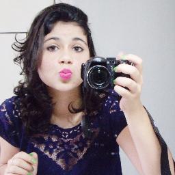 Quem se descreve se limita !