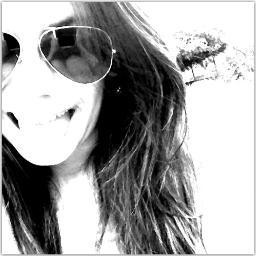 »Poblemas não acabam nunca, porém temos que enfrentar todos e resolver um de cada vez!«
I'm Directioner, I love One Direction! 3
My life is 1D!