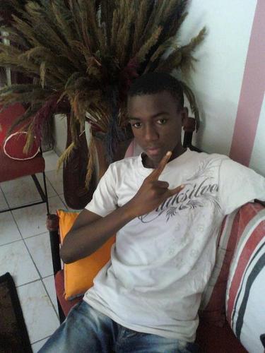 ElyseeCarter's profile picture. 