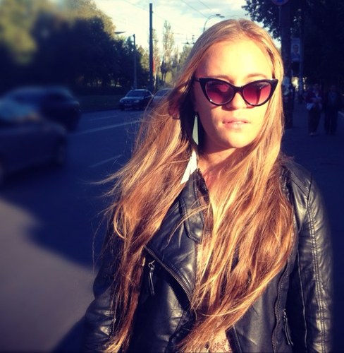 stacey_f's profile picture. 