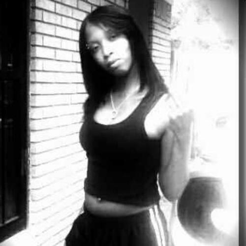 im not tryna have no stalkers dont need 2 know 2much