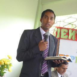 Soy misionero para la Iglesia Adventista del Séptimo Dia, por la gracia estoy ahi para servir a mi Dios