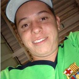 ta aew um rapaiz que gosta de curti tudo que e bom na vidaquem me acompanha eu retribuo blz . abraços...  msn--  sid_red_ney@hotmail.com