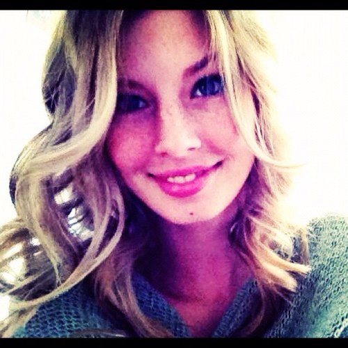 ClaudiaJanee's profile picture. Where words fail, music speaks.