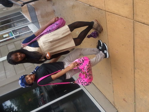 Single ! coolinggg CANCER i laugh at These Bitches Evryday!! follow mhyYsour patch __PsTAKEcare =)))) All Smiles No Frowns No dat!