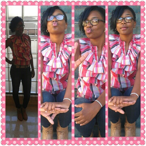 -Follow mi Life mi World People I cant live without mi Sisters @xYoungForeveeer , @DopeAss_Mofo & @jazzy_balle