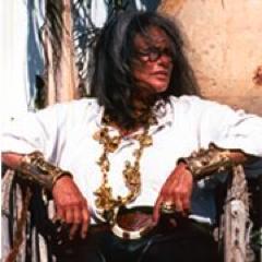 #IlanaGoor is an individualistic, #autodidactic, intuitive and multifaceted #artist. See her work here: http://t.co/ASsRRIGY