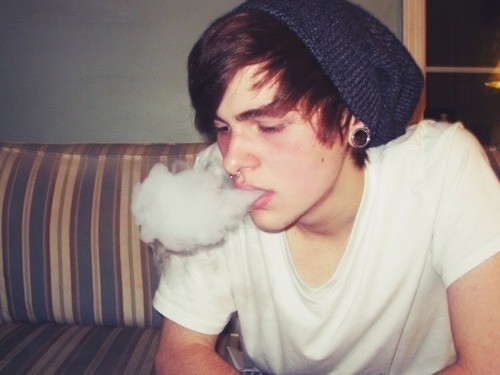 Im Josh. Freshman,Majoring in dance and cosmetology.
Gay,adorable,sweet and funny c: