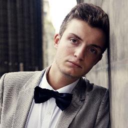 FOLLOW @BENJAMINBATZ ET JE TE FOLLOW BACK!