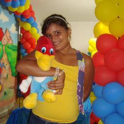 EU ERA UMA MENINA VC NAÕ SI TOCAVA ..........