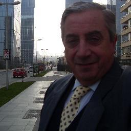 FernandoJoaquin's profile picture. Asesor de imagen empresarial, La emocionalidad en las relaciones laborales y su encuentro con el mercado objetivo.