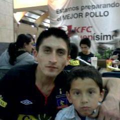 joven chileno colocolino de corazon con un lindo hijo que es mi vida