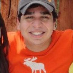 Um cara do bem, que muitos julgam sem ao menos conhecer, uma pessoa bastante alegre, de bem com a vida e super super Lindo! Rsrs ;)