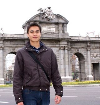 Licenciado en Derecho Por el ITESO. Joven Emprendedor que busca el bien comun y la igualdad entre las personas.