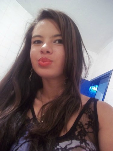 'Quem sempre te julga, com certeza faz algo pior, mais ninguéém sabe.'