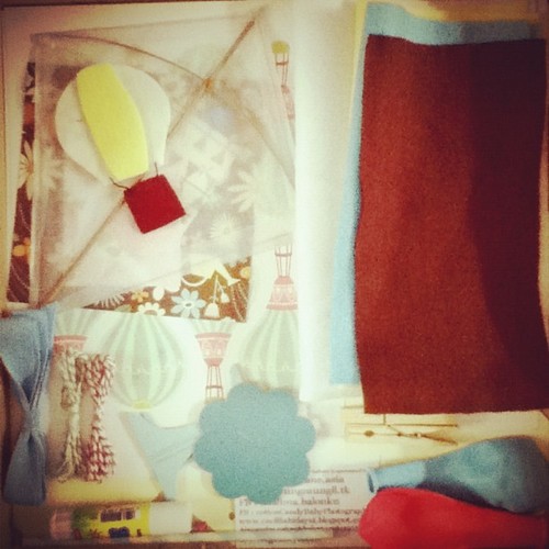 Monthly Art Activities for Moms and Kids :)