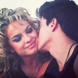 tudo com vocês fica mais bonito .. bem mais colorido! eu amo vocês Lua Blanco e Arthur Aguiar ♡ | Oficializado em 02/07/2011 por @Lua_Blanco | Since: 25/06/2011
