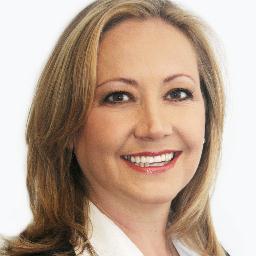 Property Consultant in Somerset West/Reffer elsewhere in Pam Golding Properties/Passionate about property and client service is a top priority/Love life!