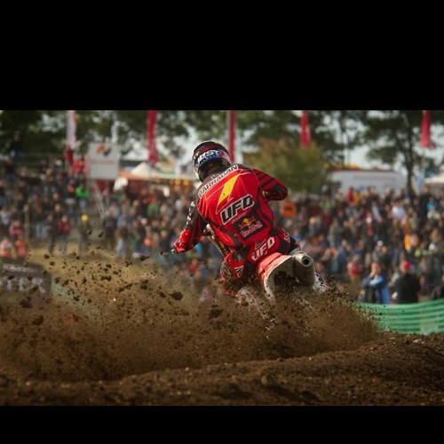 CarlosKTM46's profile picture. #Get Ripped or die Mirin#