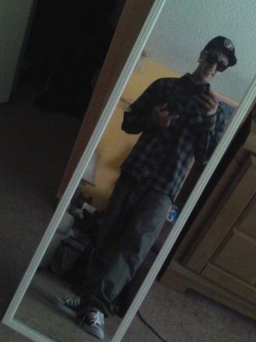 #VANDAL #INHALEGANG http://t.co/ZEhsy8bi