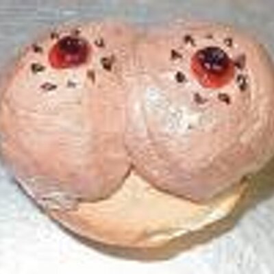 Shitter On Twitter Theres A Gross Ingrown Hair On My Nipple