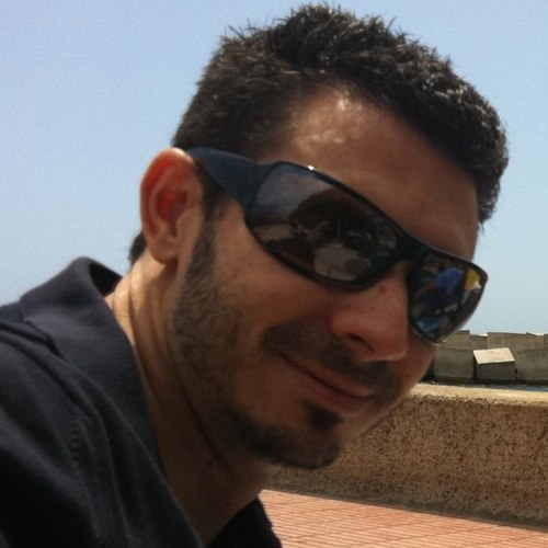 guajardoernesto's profile picture. Creativo y Director de Exprime Design. CEO de @ticalo_ES - http://t.co/WLCvBAJmg1 . 'Porque todos los días se Crean nuevos retos que Diseñar'