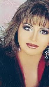 إيمان عياد ( بنورة ) سابقاً أعمل حالياً في قناة الجزيرة انضممت إليها في 1999م كمذيعة رئيسية ومقدمة برامج متنوعة حاصلة على شهادة البكلوريوس قسم الإعلام 1993م