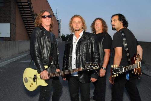 Lead Singer for the melodic Rock band SKROU. One of the fastest growing rock bands. Music that feels good n rocks. http://t.co/0UO6oT1P21