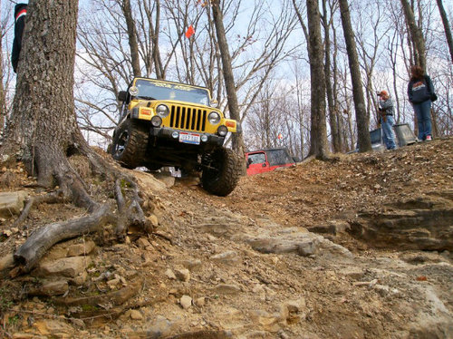 Got XJ/TJ/KJ??? I do!!! Love 2 play in mud! The family that Jeeps 2gether stays 2gether!