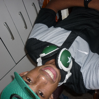- um sorriso negro ♪ (@willianfragas) 's Twitter Profile