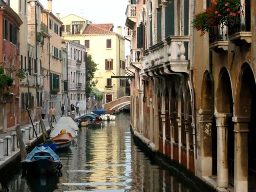 problogg's profile picture. Father,Husband,Property Investor,Full time Marketer, Life Lover and Mad Football Fan (Blackburn Rovers)