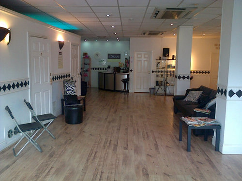 Bliss Is a Beauty Salon Facials, Sunbeds, Spray tans,Nails ECT. Based In The Halewood Area Of Liverpool, For Appointments Enquiries please Contact: 0151 448 928
