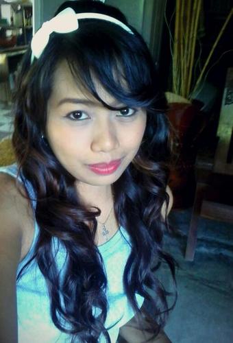 hi! I'm the giRL of your dReaMs. . s0me0ne said y0u were L0okinG f0r me. .*_-
