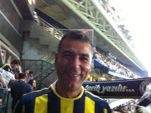 ANKARA'LI - ANKARA DOĞUMLU VE İSTANBUL DA YAŞIYOR. Her gecenin bir sabahı vardır. Hakimiyet Allah'ındır.
