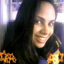 Estudei RH, tenho 24 anos. Gosto de ler, escrever, redes sociais e fazer novas amizades.