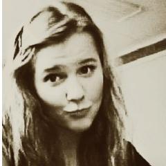 Hiツmy name is Julia,i'm 16th,I am from Russia.... Follow me PLease .....i follow u back)) truth!(◕‿-)
