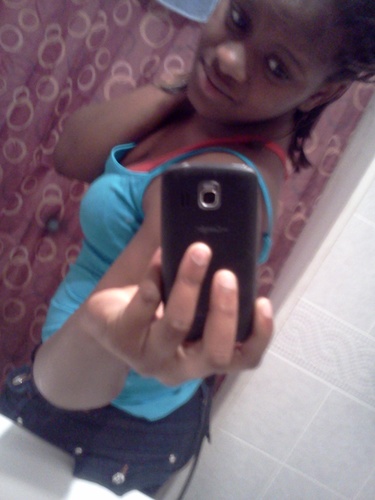 Ayy follow mhee and ill follow backk!!