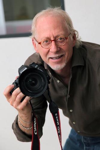 Chilango de Toronto.
Fotógrafo, retratista y educador sensual, entre otras cosas.
http://t.co/puMG34c8Tb
Fb fan page: david eisenberg photography