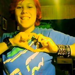 #Lovatic #music #family #God  =) 
I hope one day that more people won't judge others for their past.