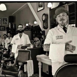 Schorem Haarsnijder en Barbier is an old-school men-only barbershop in the heart of working-man's city Rotterdamn. No bullshit, traditional haircuts and shaves.