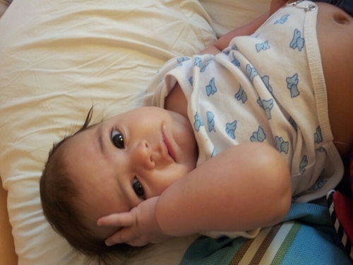 soy un bebé de 3 meses. :-*