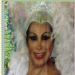 soy una chica trans y tengo mi propio show se llama joyas del travesti