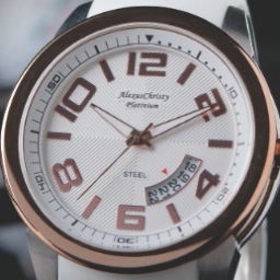 For all watcha-holics! Watch out for promising brands that will surely change our watchscape -- check out http://t.co/uD881vJnnU also at FB - i-watchstore